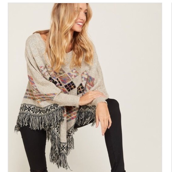 Last One FRINGE PONCHO SWEATER - Picture 2 of 3